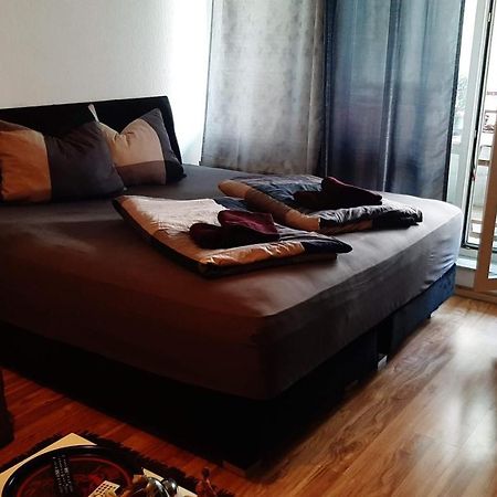 Tolle Private 2-Zimmer Wohnung Im Szene Bezirk Berlin-Friedrichshain Extérieur photo
