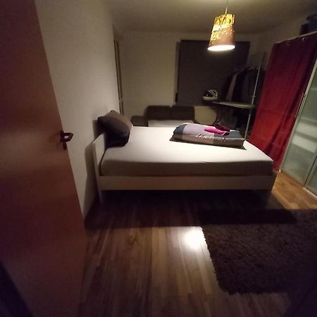 Tolle Private 2-Zimmer Wohnung Im Szene Bezirk Berlin-Friedrichshain Extérieur photo