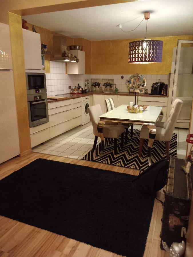 Tolle Private 2-Zimmer Wohnung Im Szene Bezirk Berlin-Friedrichshain Extérieur photo