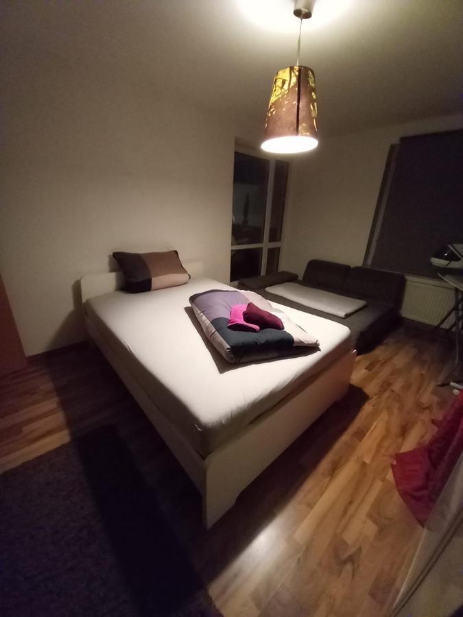 Tolle Private 2-Zimmer Wohnung Im Szene Bezirk Berlin-Friedrichshain Extérieur photo